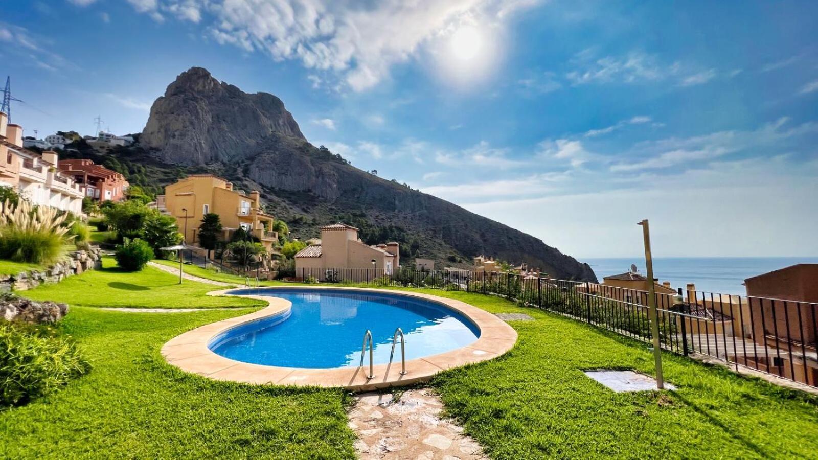 Charming Townhouse With Sea Views & Pool In Altea Βίλα Κάλπε Εξωτερικό φωτογραφία